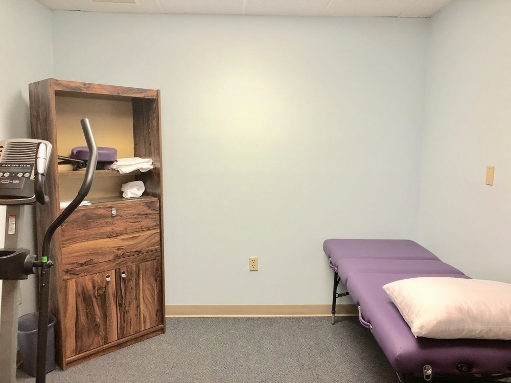 Medical Office Condo in Port Charlotte Medical District: 2400 Harbor Blvd, Port Charlotte, FL, 33952